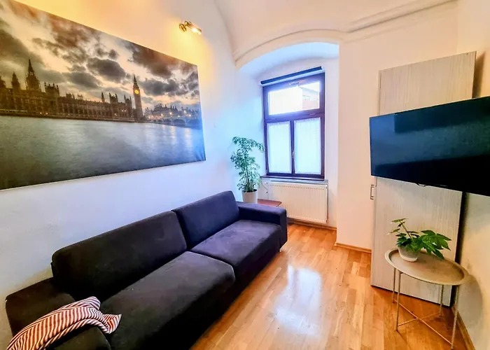 Tobias Old Town With 1 Free Offsite Parking Appartamento *